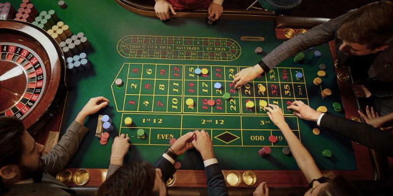vina24h tải game đánh bài online về máy tính